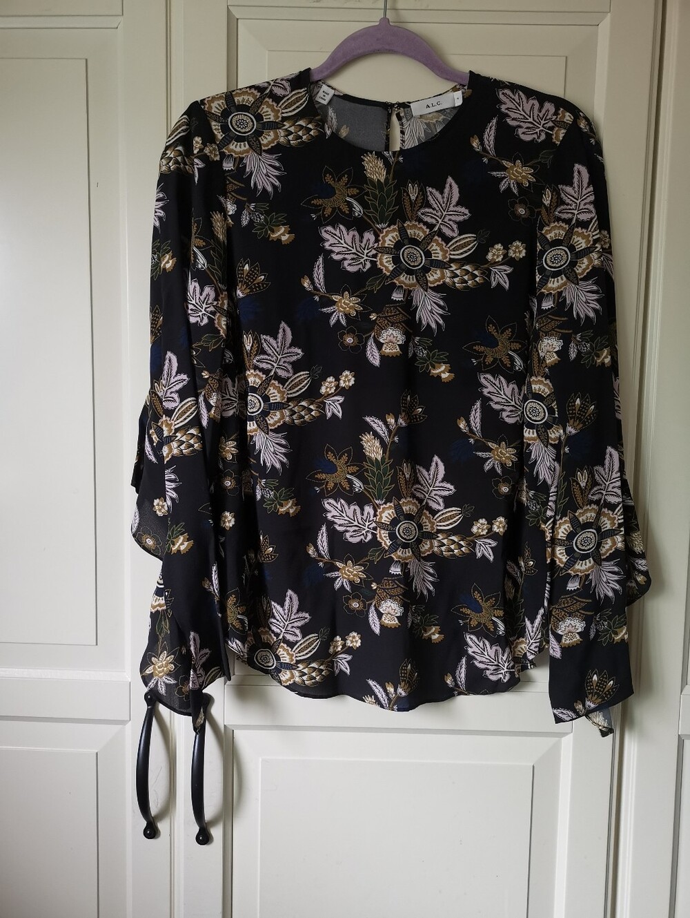 A.L.C. 100% Silk Dark Floral Open Back Ruffle Sleeve Blouse Top 4